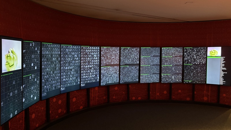Visuelle Installation eines CNN im Deutschen Museum Bonn